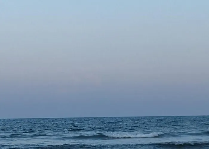 Tenang At Samsuria Beach Apartment